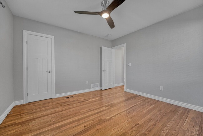 Building Photo - $3,640.95 - $300 OFF First Month's Rent - 4 Bedroom, 3 Bath, Single Family Home in Denver with Fi...