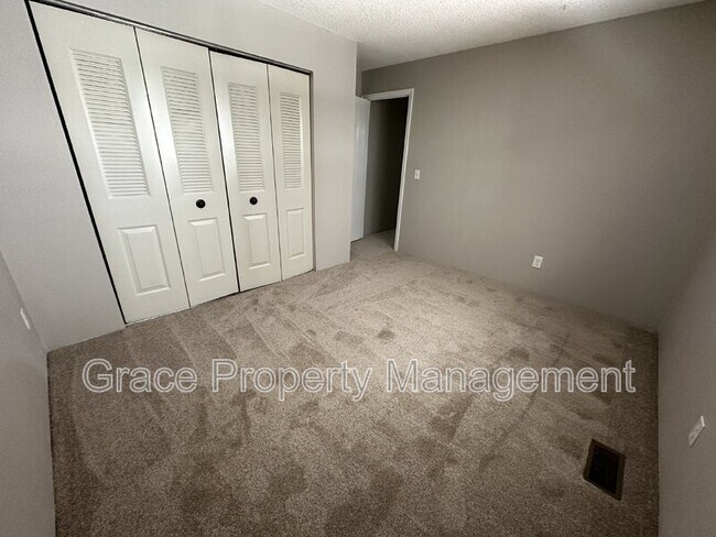 Building Photo - 2740 W 86th Ave