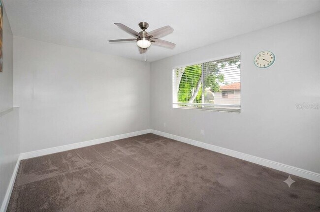 Building Photo - 1834 Bough Ave