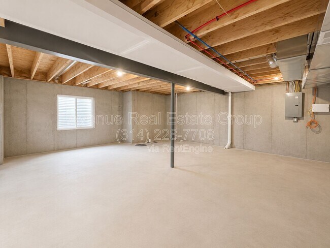 Building Photo - 36 Pheasant Ln