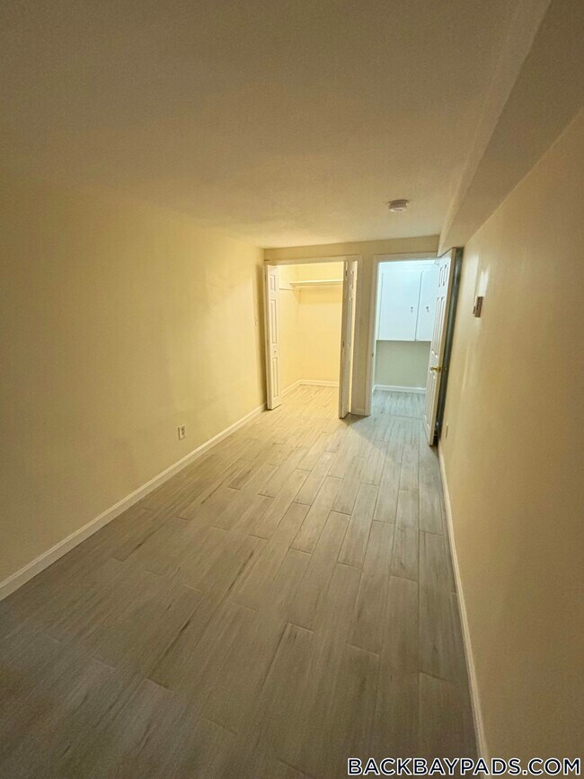 Building Photo - 277 Marlborough St