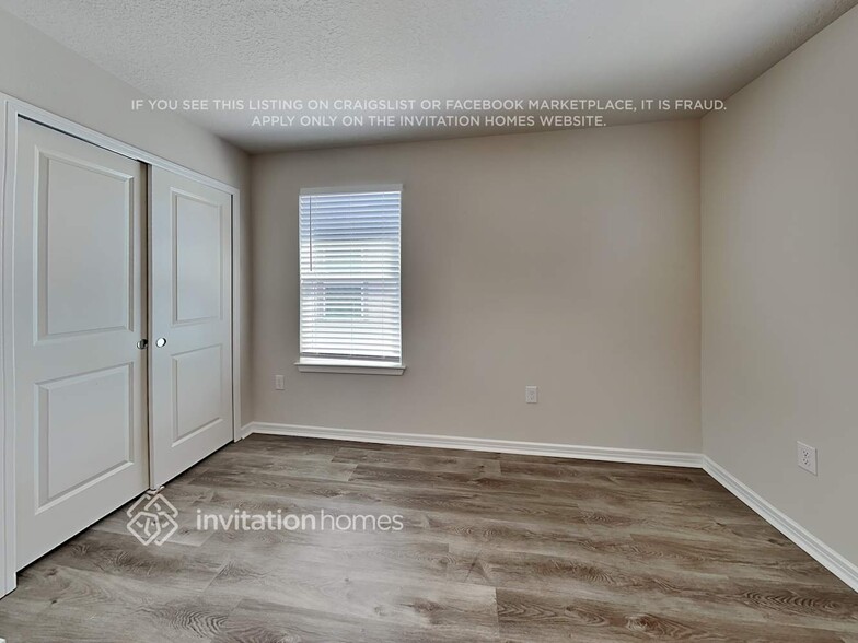 Building Photo - 3831 Spruce Creek Dr