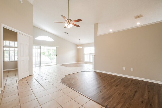 Building Photo - 8562 Fort Thomas Way
