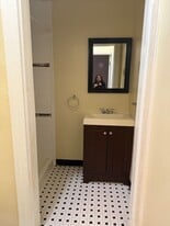 Building Photo - 934 Lehigh St