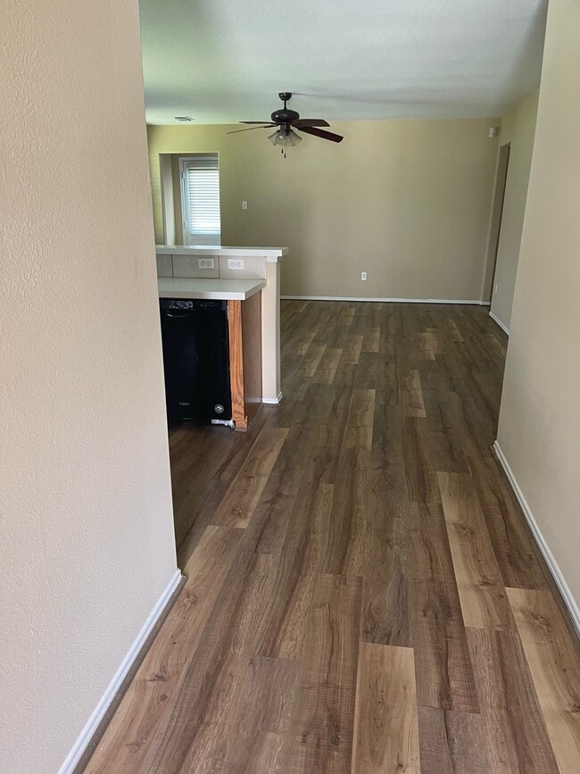 Building Photo - 8714 Sunset Pond Dr