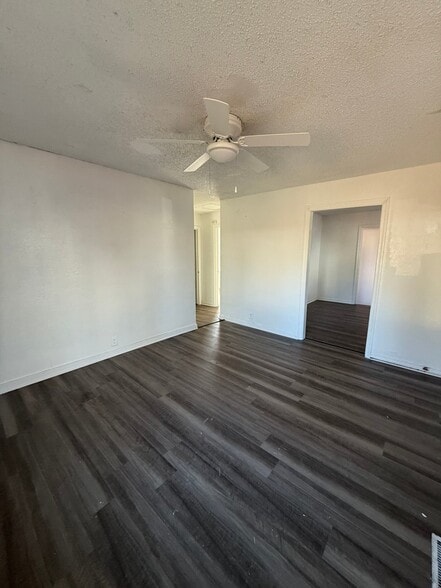 Building Photo - 1971 E Cantrell St