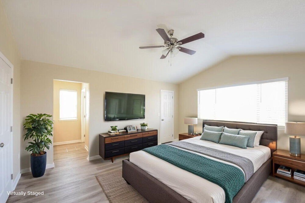 Building Photo - 11821 Elm Dr