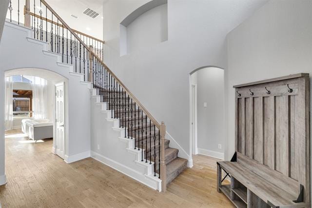 Building Photo - 5629 Hampshire Dr