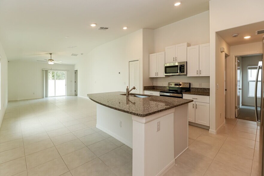 Building Photo - 17862 Blissful Stars Dr