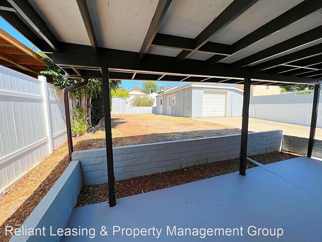 Building Photo - 2 br, 2 bath House - 10638 Mount Gleason Ave.