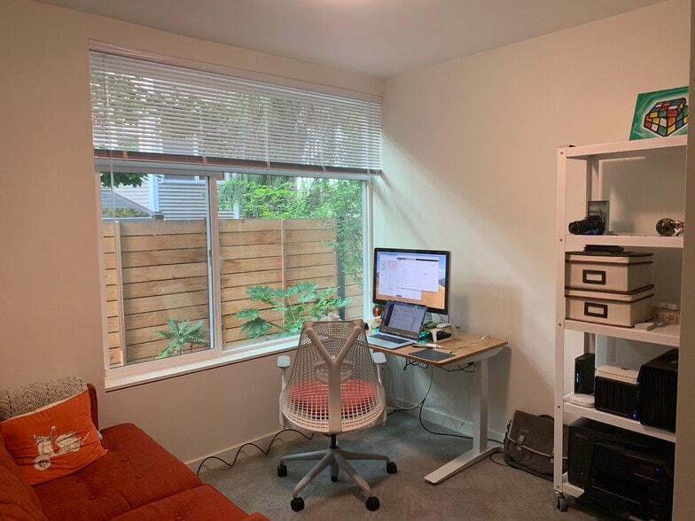 Building Photo - 1549 NW 59th St