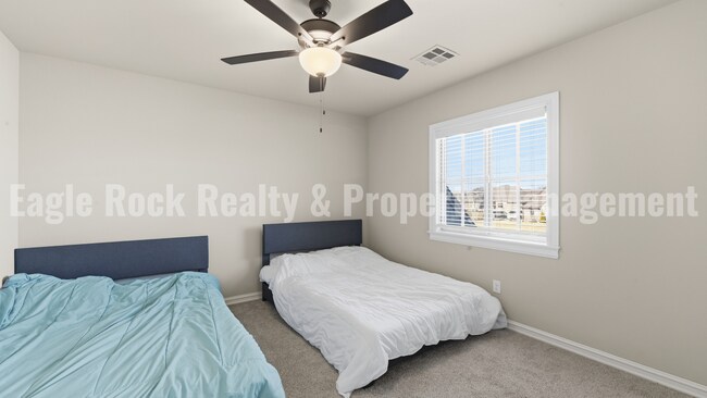 Building Photo - Owasso Executive Home for Rent (6beds/3.5baths)