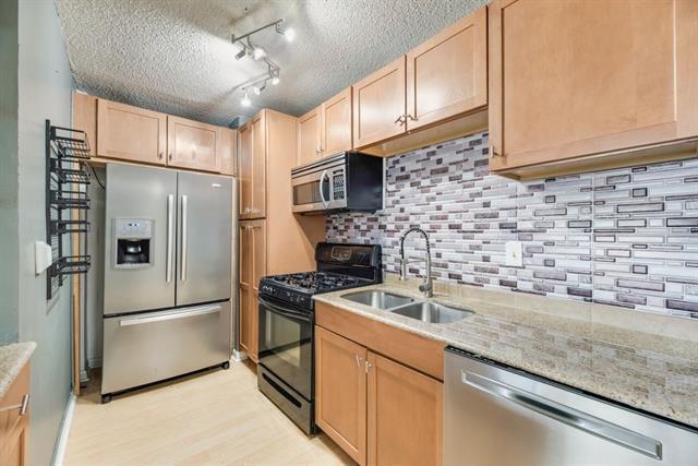 Building Photo - 3883 Turtle Creek Blvd