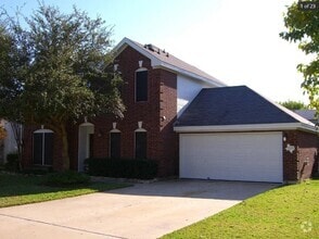 Building Photo - 2205 Wisteria Way
