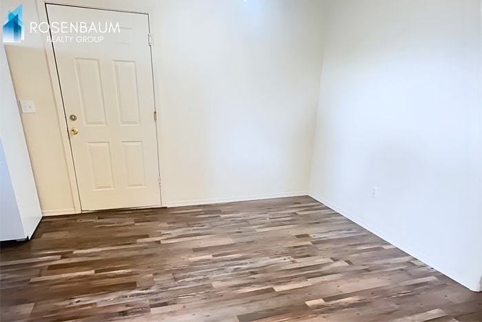 Building Photo - 17022 E Roadrunner Rd