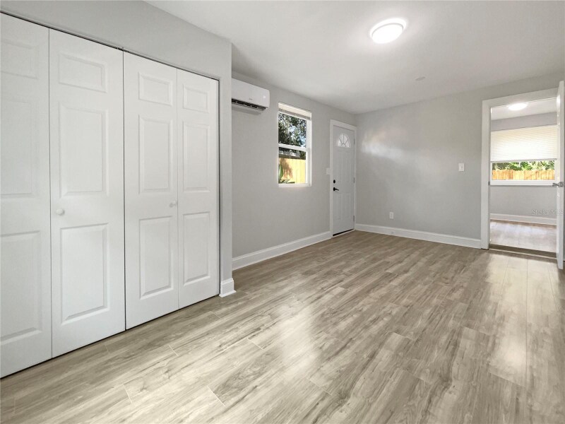 Building Photo - 10512 51st Terrace N