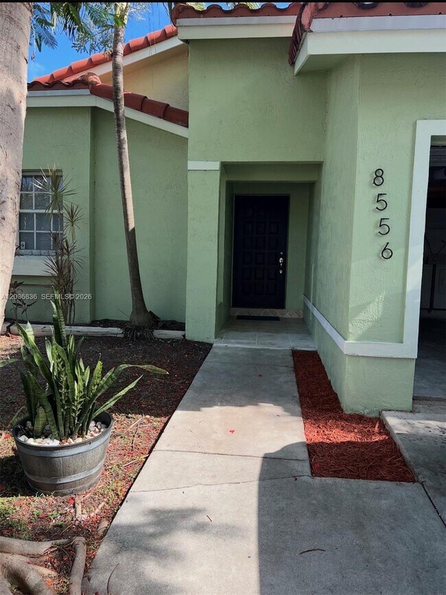 Building Photo - 8556 SW 210th Terrace