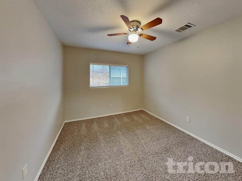 Building Photo - 172 Washington Way