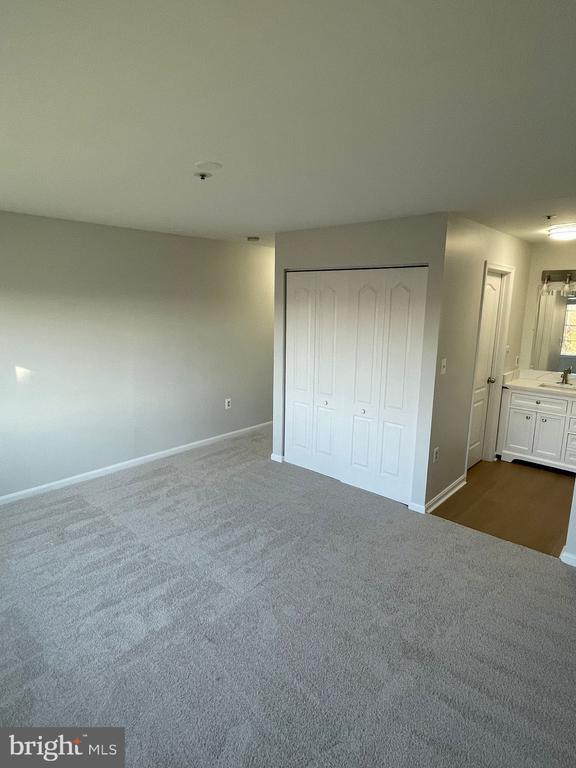 Building Photo - 8375 Montgomery Run Rd