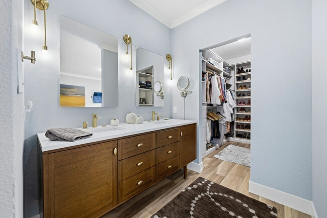 Building Photo - 50 Horgan Ave