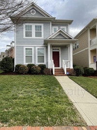 Building Photo - 2300 Blueberry St