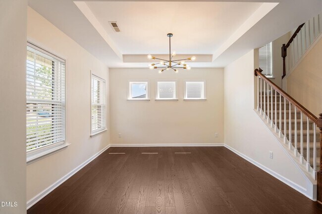 Building Photo - 855 Ember Dr