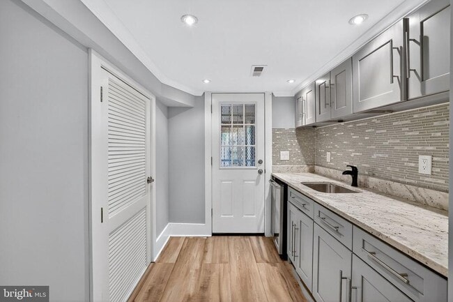 Building Photo - 1959 H St NE