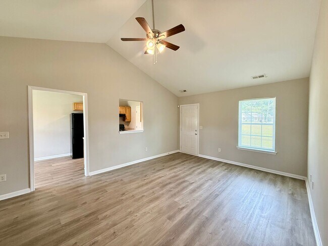 Building Photo - 4605 Palm Breeze Ln