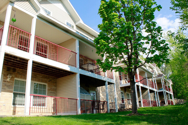 Building Photo - Brickstone Townhomes