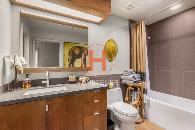 Building Photo - 6711 E Camelback-23