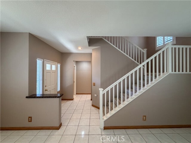 Building Photo - 821 N Siavohn Dr