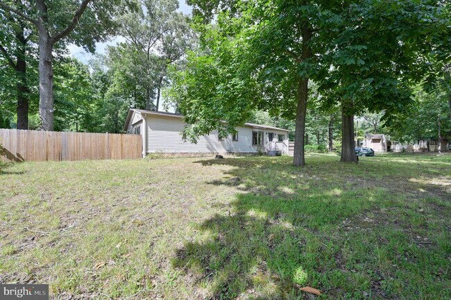 Building Photo - 2722 Sunset Ave