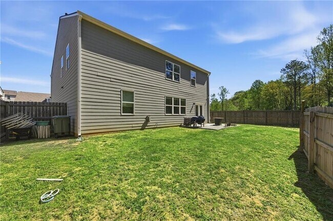 Building Photo - 296 Maple Brook Dr