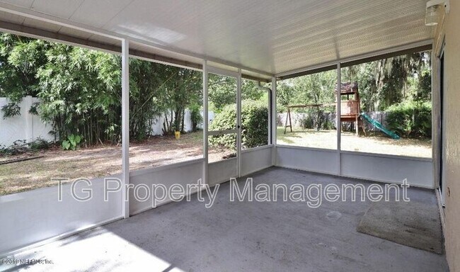 Building Photo - 11034 Englenook Dr