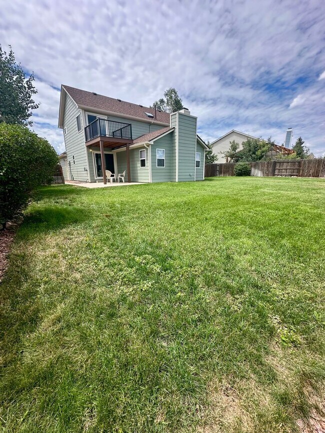 Building Photo - Spacious 4BD w/ A/C in Desirable Briargate...