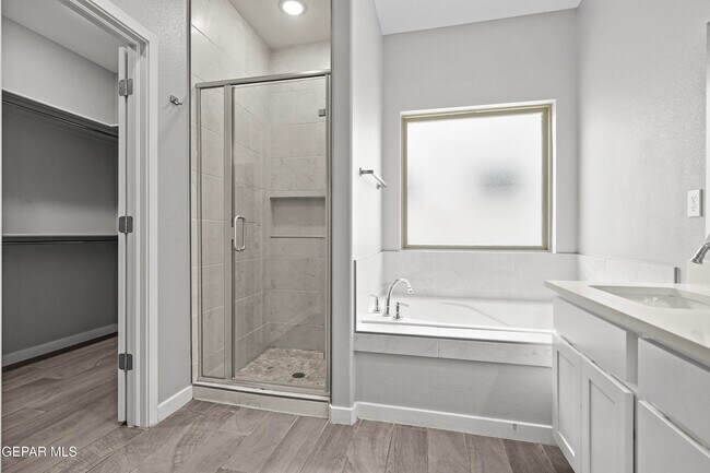 Building Photo - 7348 Mule Team Dr