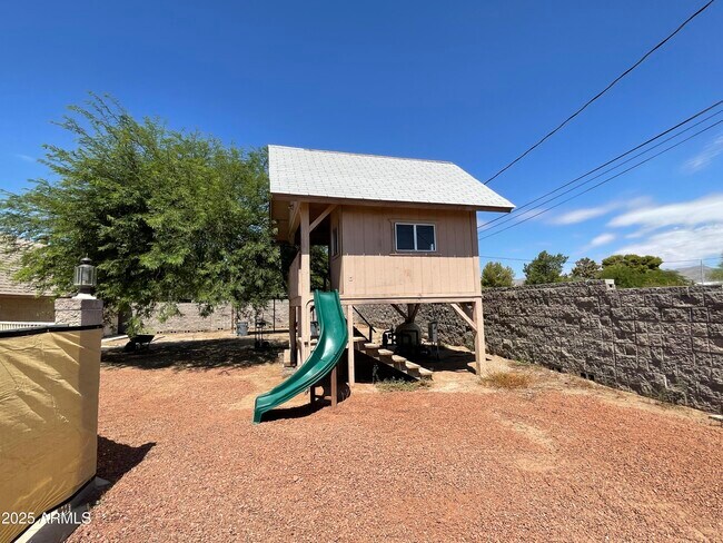 Building Photo - 2918 N 193rd Ave