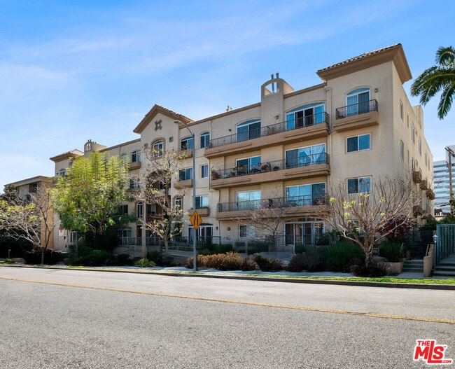 Building Photo - 1255 Federal Ave