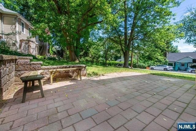 Building Photo - 19 Southwynde Dr