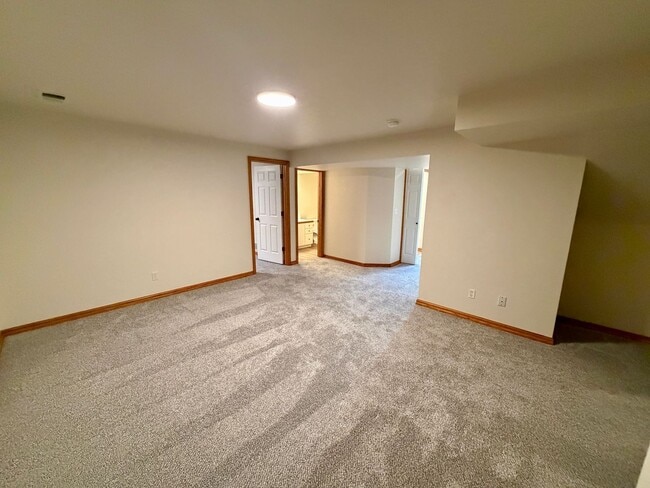 Building Photo - 3339 35th St