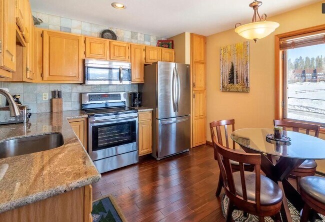 Primary Photo - 226 CR 4421