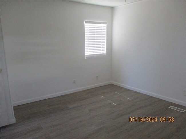 Building Photo - 1585 Vereda Ln
