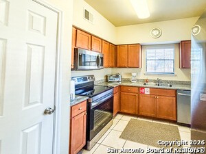 Building Photo - 6160 Eckhert Rd