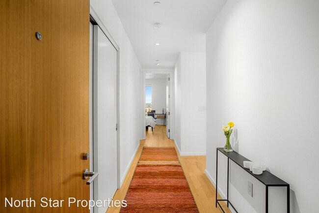 Building Photo - 2 br, 2 bath House - 1075 NW Northrup #1015