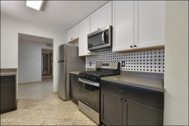 Building Photo - 3807 Waymore Dr