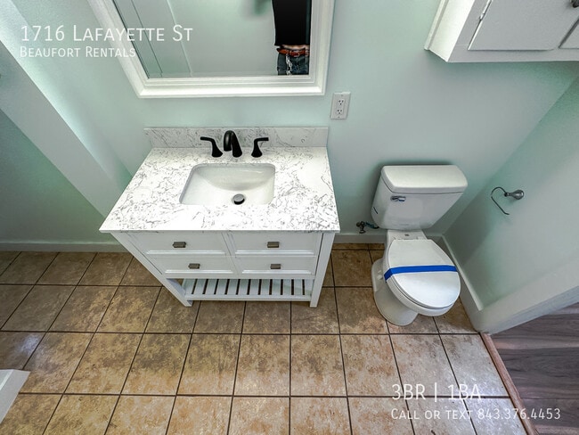 Building Photo - 1716 Lafayette St