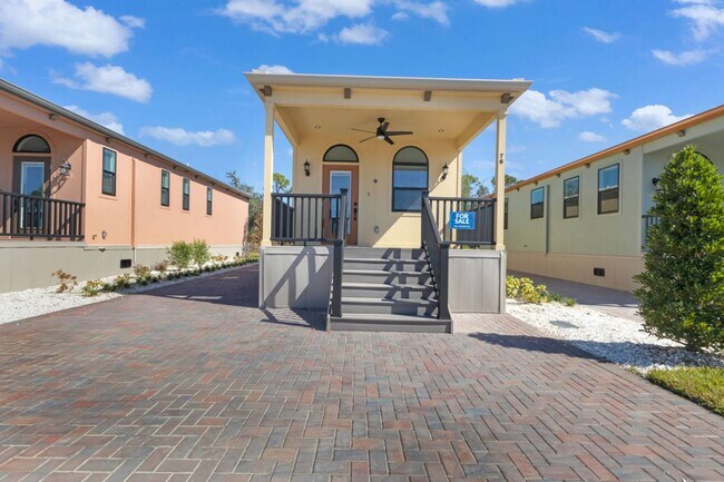 Building Photo - 6165 Talon Bay Dr