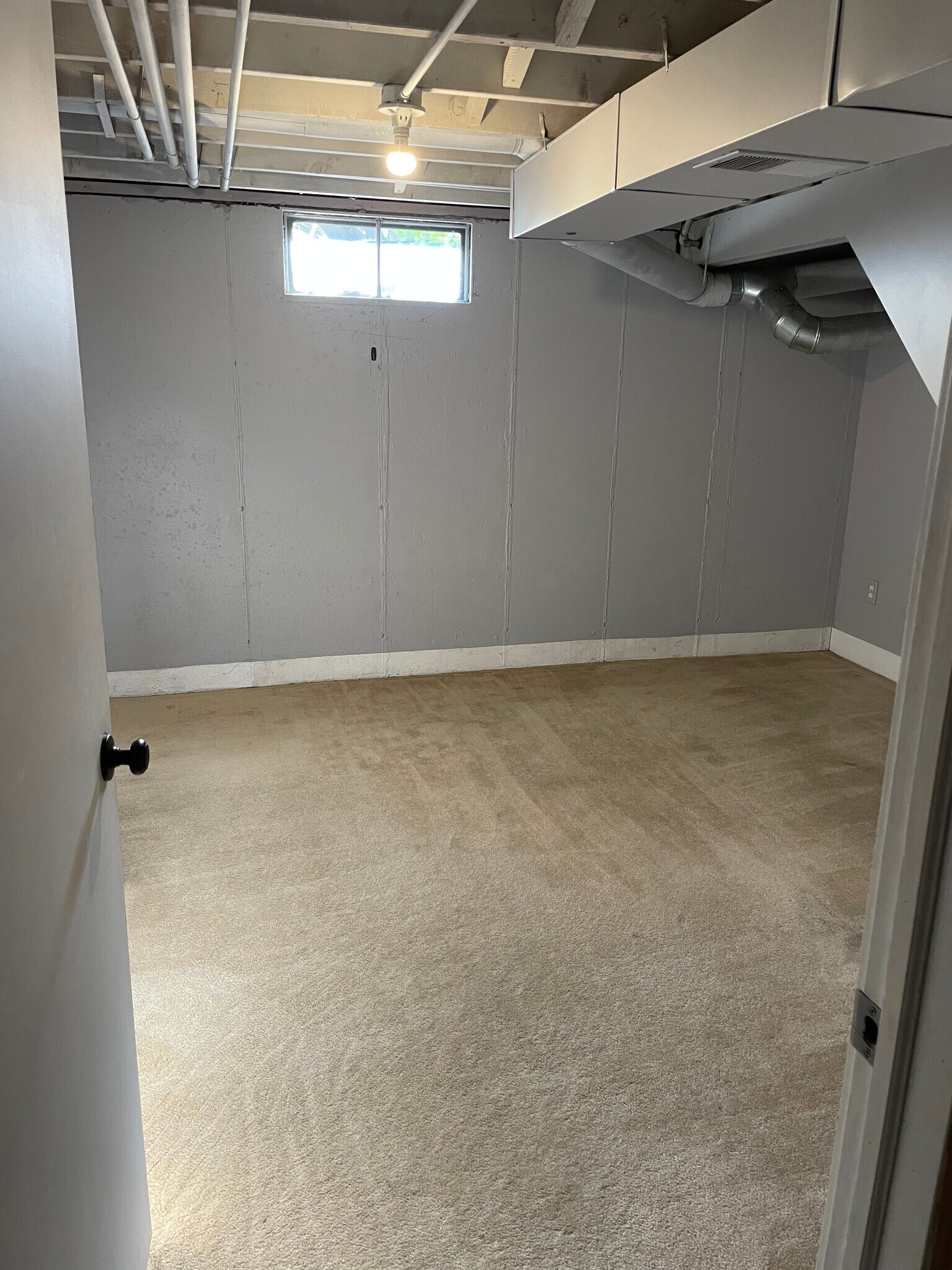 Building Photo - 5815 Country View Dr