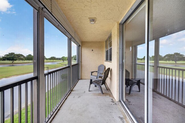 Building Photo - 3100 W Rolling Hills Cir