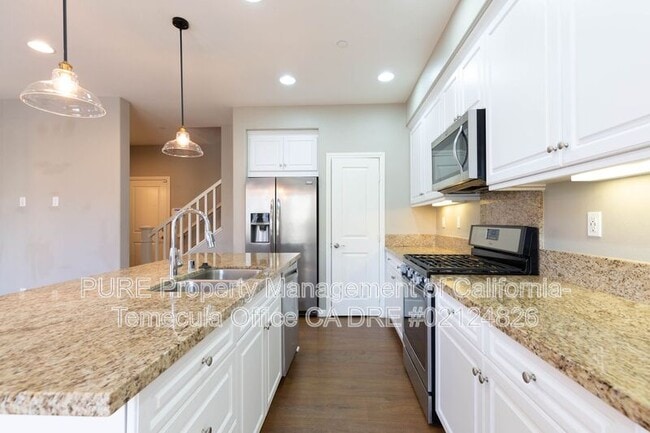 Building Photo - 44102 Calle Luz